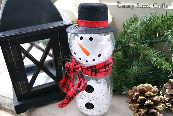 DIY Mason Jar Snowman {Canary Street Crafts}